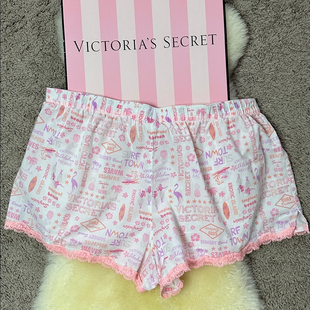 Victoria's Secret Pink Patterned Sleep Shorts - Picture 3 of 6